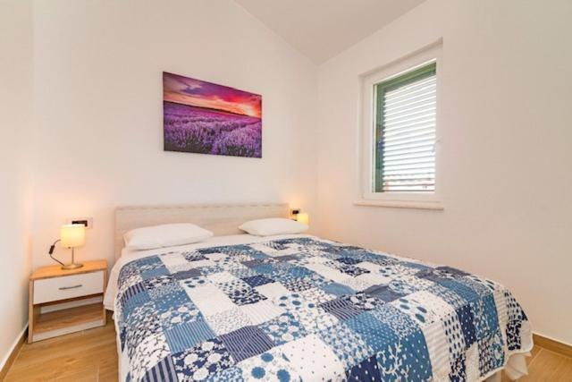 Ventus Apartment Srima Bagian luar foto