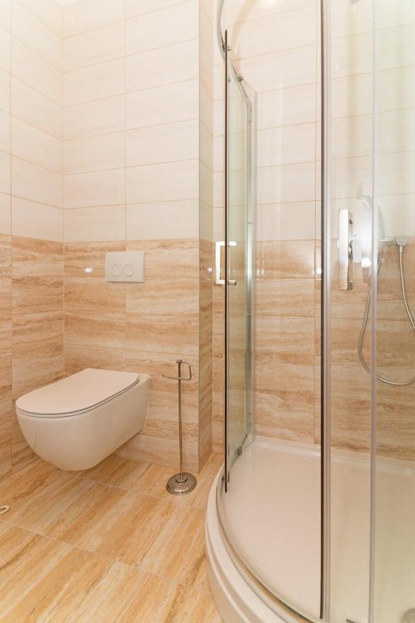 Ventus Apartment Srima Bagian luar foto